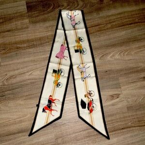 🤍 SILKY LARGE EQUESTRIAN THEME TWILLY STYLE WRAP NECK TIE 🤍